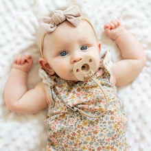 Load image into Gallery viewer, Ryan & Rose Flex Cutie Clip