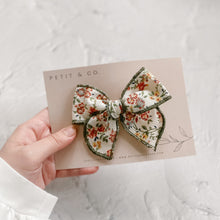 Load image into Gallery viewer, Petit &amp; Co. Mini Fleur Bow
