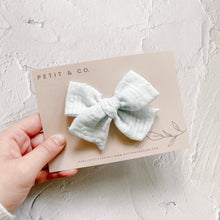 Load image into Gallery viewer, Petit & Co. Swiss Dot Pinwheel Bow