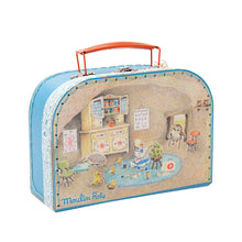 Load image into Gallery viewer, Moulin Roty La Grande Famille Doctor's Suitcase
