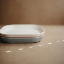 Load image into Gallery viewer, Mushie Square Dinnerware Plates, Set of 2