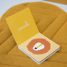 Load image into Gallery viewer, Trixie Counting Book