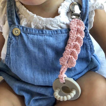 Load image into Gallery viewer, Ryan & Rose Lily Cutie Clip