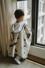 Load image into Gallery viewer, Storgē Towel - Superhero
