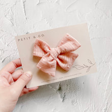 Load image into Gallery viewer, Petit &amp; Co. Swiss Dot Pinwheel Bow
