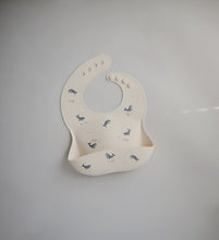 Load image into Gallery viewer, Mushie Silicone Bib, Whales
