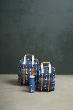 Load image into Gallery viewer, Fresk Backpack - Giraffe
